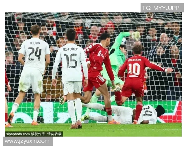 米兰冬季转会窗口再度瞄准乔戈麦斯以强化后防线提升竞争力